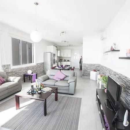 戈尔戈纳度假屋 *